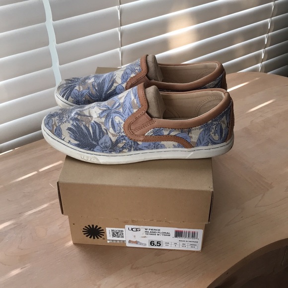 UGG canvas shoes. - Picture 3 of 4